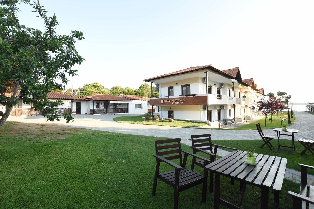 Haus Platanos Apartments & Bungalows By The Sea Vourvourou Extérieur photo