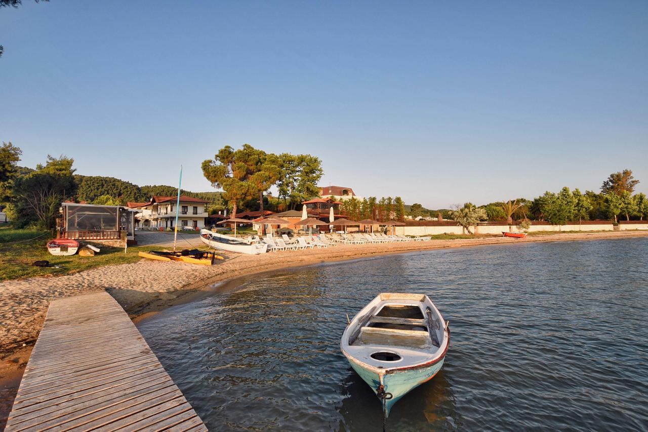 Haus Platanos Apartments & Bungalows By The Sea Vourvourou Extérieur photo